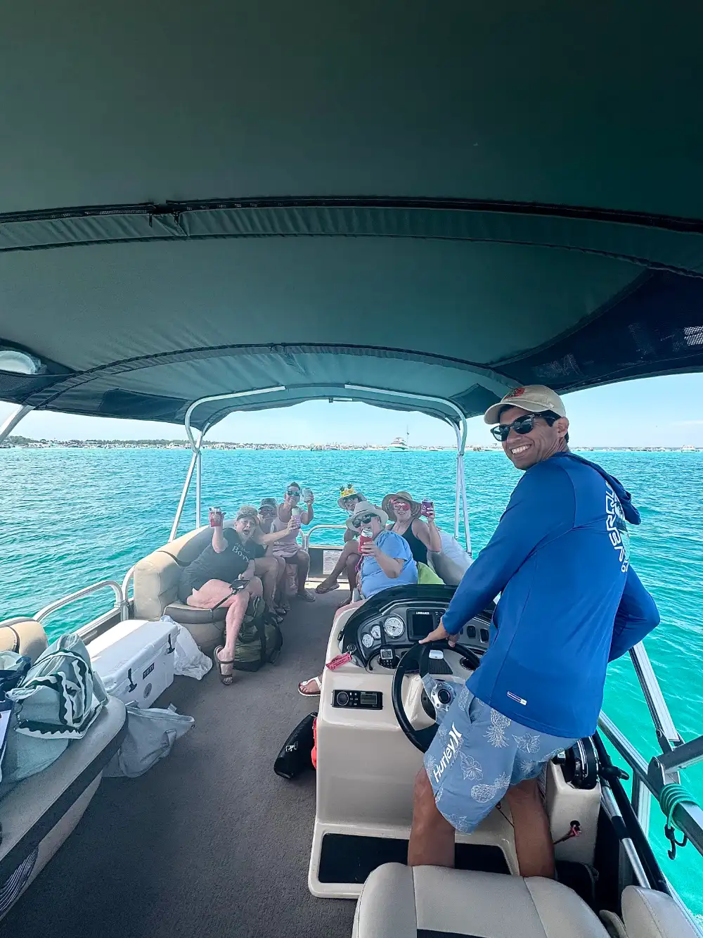 Choosing between Destin boat rentals and captained charters for your group adventure